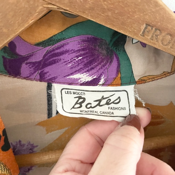 Insanely good Vintage Blouse Mixed print Floral Scarf Animal Mobwife Sz 20 - Picture 2 of 14